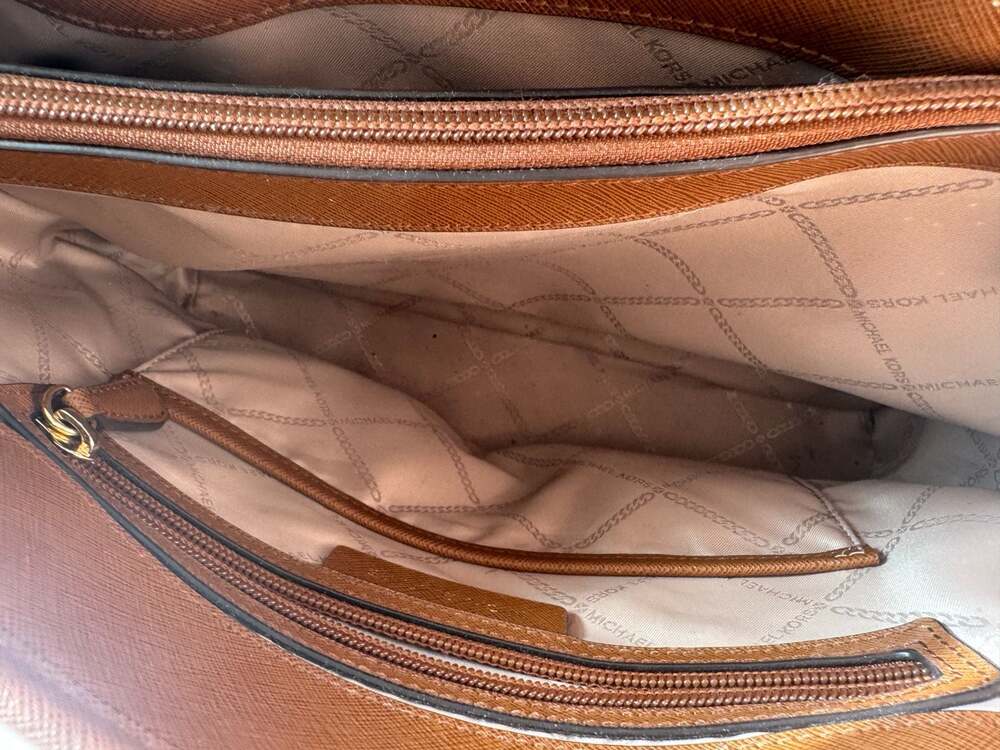 Michael Kors Jet Set Brown Saffiano Leather Tote Shoulder Bag Classic - Picture 9 of 14